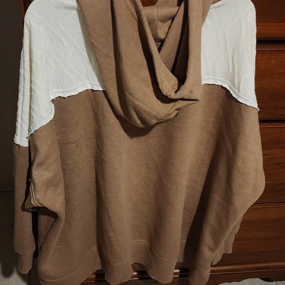 Maurice's Colorblock Mixed Media Hoodie Sweatshirt. Size 4x - Picture 4 of 5